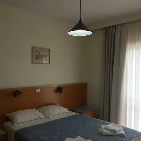 Daphne (adults Only)