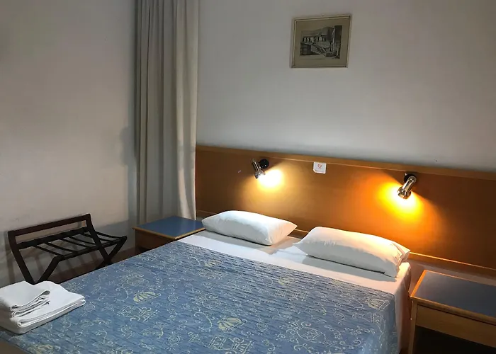 Daphne (adults Only)