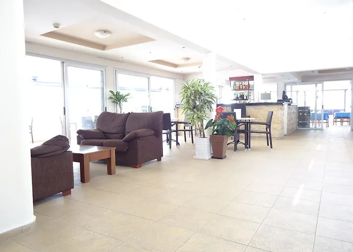 Daphne (adults Only) Aparthotel Paphos