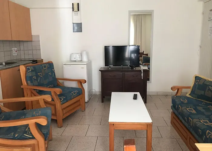 Apartahotel Daphne (adults Only)