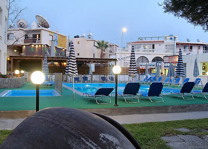 Apartahotel Daphne (adults Only)