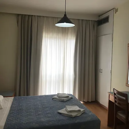 Ξενοδοχείο με διαμερίσματα Daphne (adults Only) 3*