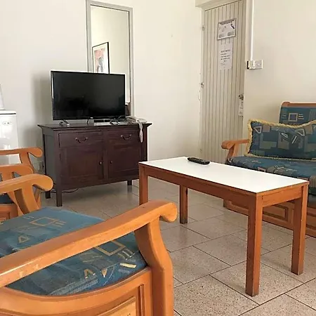 Ξενοδοχείο με διαμερίσματα Daphne (adults Only)