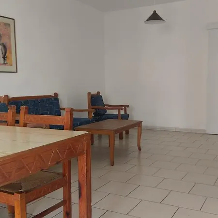 Ξενοδοχείο με διαμερίσματα Daphne (adults Only) Πάφος