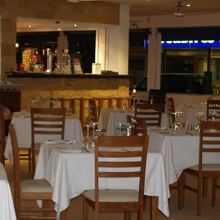 Aparthotel Daphne (adults Only) Paphos