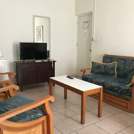 Daphne (adults Only) Aparthotel 3*