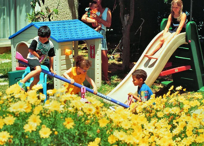 Daphne (adults Only)