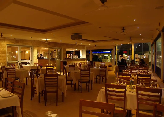 Daphne (adults Only)