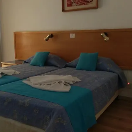 Daphne (adults Only) Aparthotel