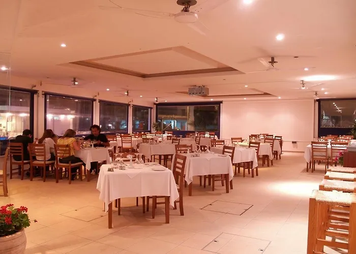 Apartmanhotel Daphne (adults Only) Paphos